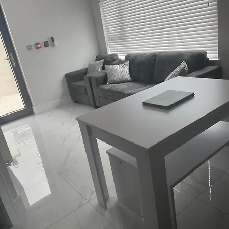 3, Lisvarna House Buncrana