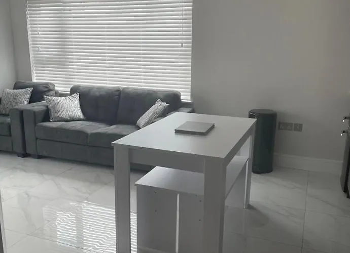 3, Lisvarna House Apartamento