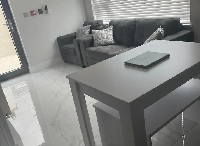 3, Lisvarna House Buncrana